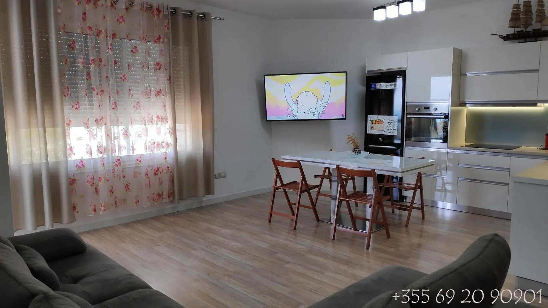 Deluxe Apartment Vlorë Αλβανία
